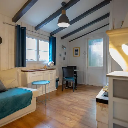 Studio De Charme En Plein Coeur De La Rochelle Apartman *